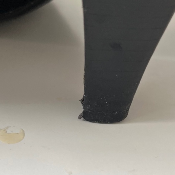 AK Anne Klein Black Snakeskin Design Leather 3" Heels Sz 8 - Picture 9 of 9